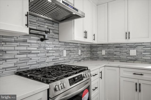 21611 SLIDELL RD, Boyds, MD 20841