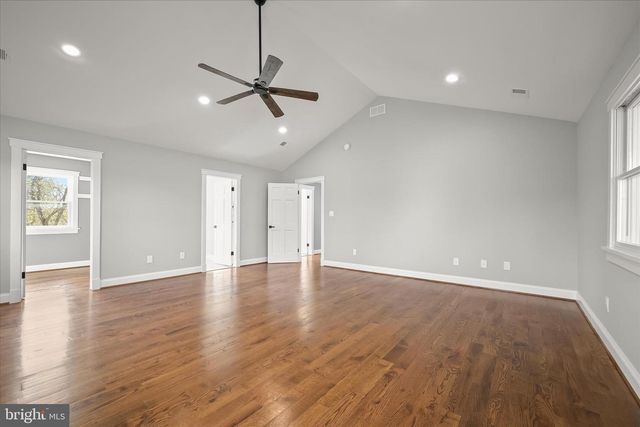 21611 SLIDELL RD, Boyds, MD 20841