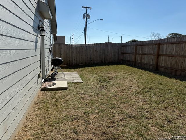 1207 Flame Tanager, San Antonio, TX 78245