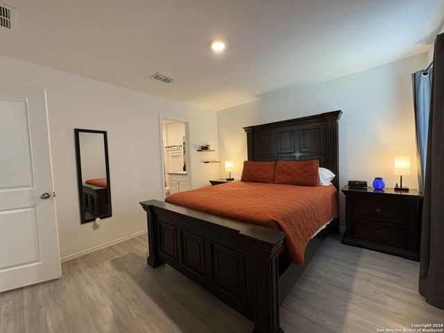 1207 Flame Tanager, San Antonio, TX 78245