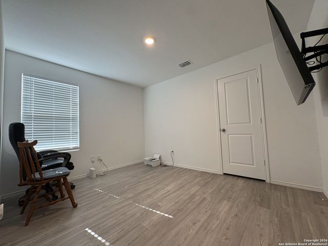 1207 Flame Tanager, San Antonio, TX 78245