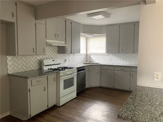 726 Sheridan Dr, Corpus Christi, TX 78412