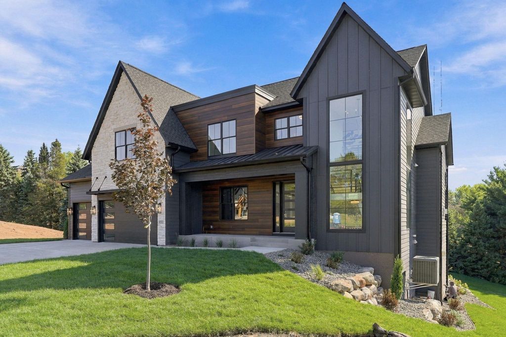 4317 Brigadoon Drive, Shoreview, MN 55126 — photo 2