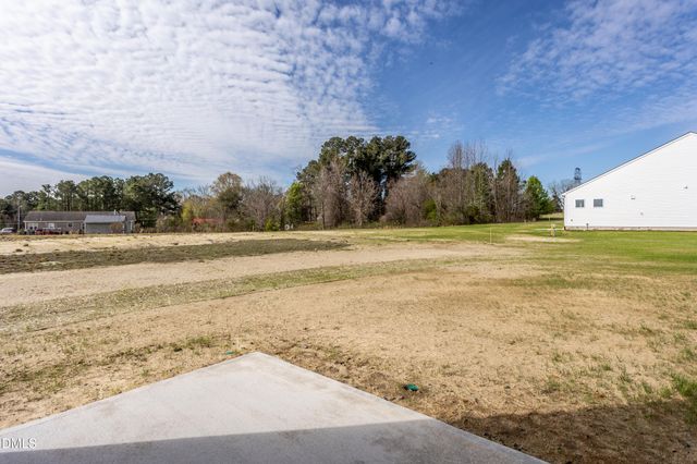 18 Cedar Run Court 11, Benson, NC 27504