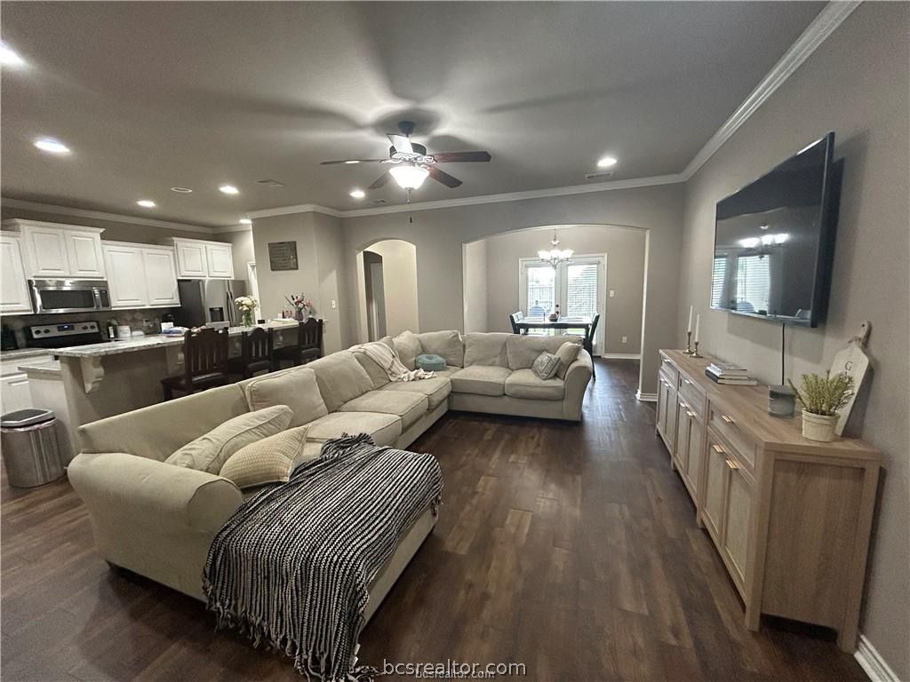 1485 Buena Vista, College Station, TX 77845 — photo 4