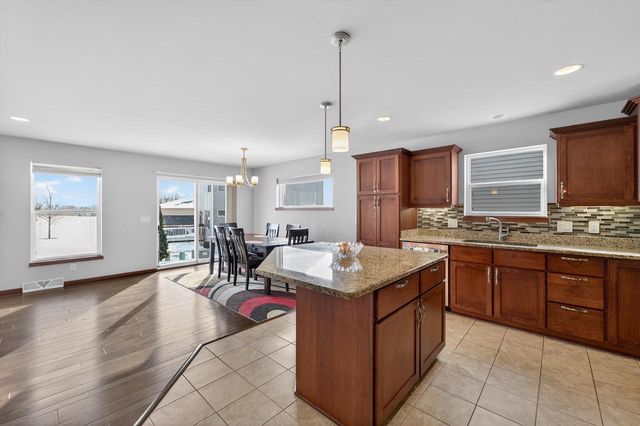 5 Rustling Birch Court, Verona, WI 53593