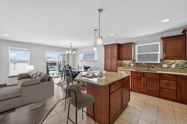 5 Rustling Birch Court, Verona, WI 53593