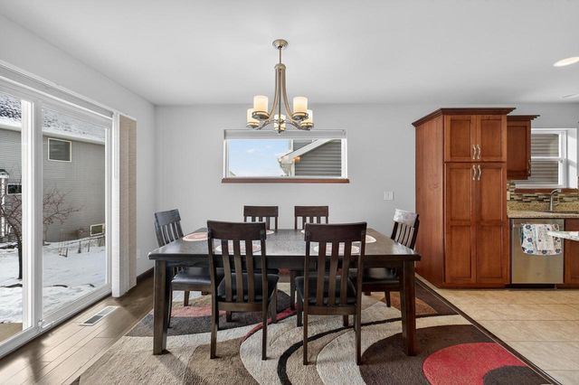 5 Rustling Birch Court, Verona, WI 53593