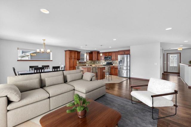 5 Rustling Birch Court, Verona, WI 53593