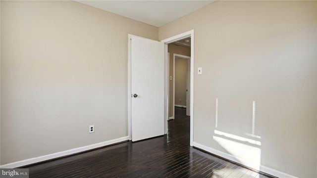 1123 PARRISH DR, Rockville, MD 20851