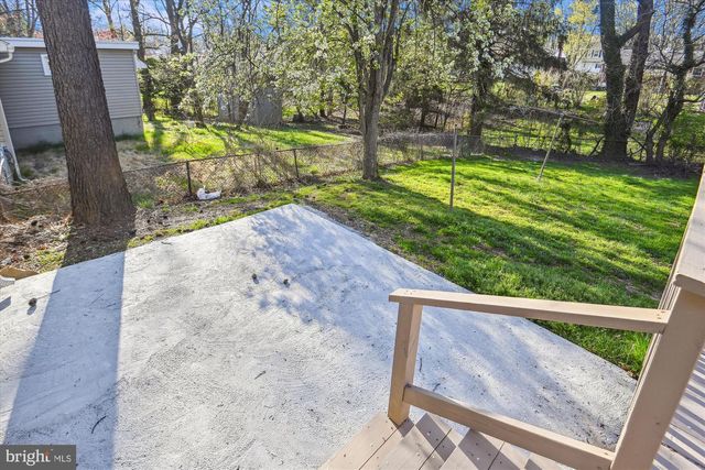 1123 PARRISH DR, Rockville, MD 20851