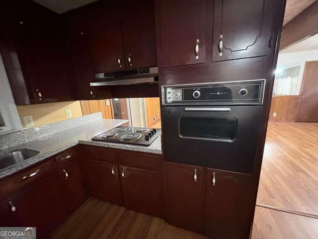 6478 River Run Road, Riverdale, GA 30274