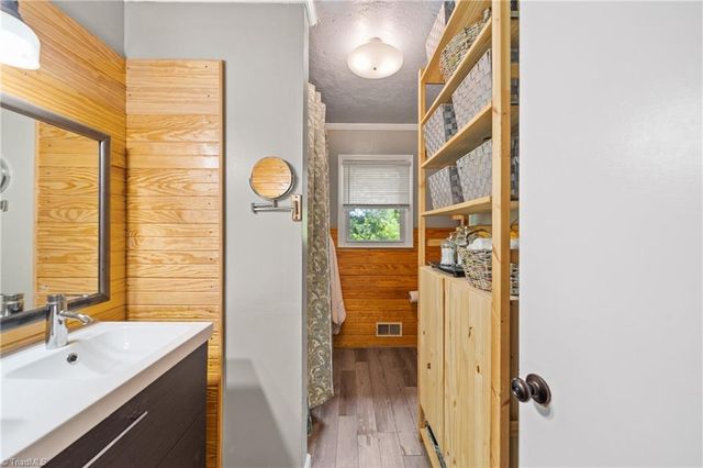 2136 Shacktown Road, Yadkinville, NC 27055