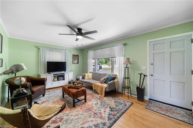 2136 Shacktown Road, Yadkinville, NC 27055
