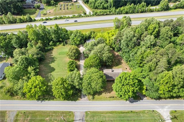 2136 Shacktown Road, Yadkinville, NC 27055