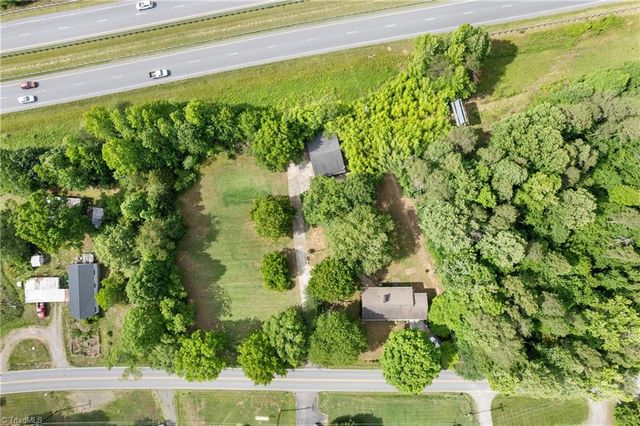 2136 Shacktown Road, Yadkinville, NC 27055