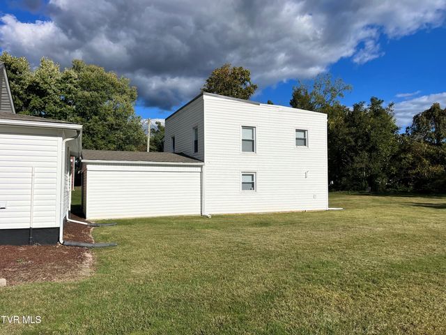 1116 Highway 91, Elizabethton, TN 37643