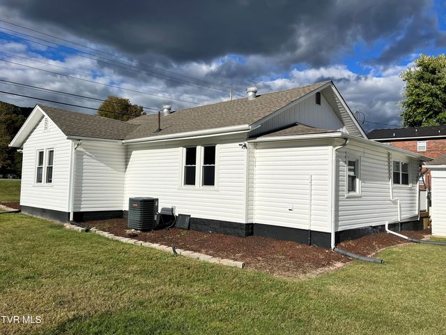 1116 Highway 91, Elizabethton, TN 37643