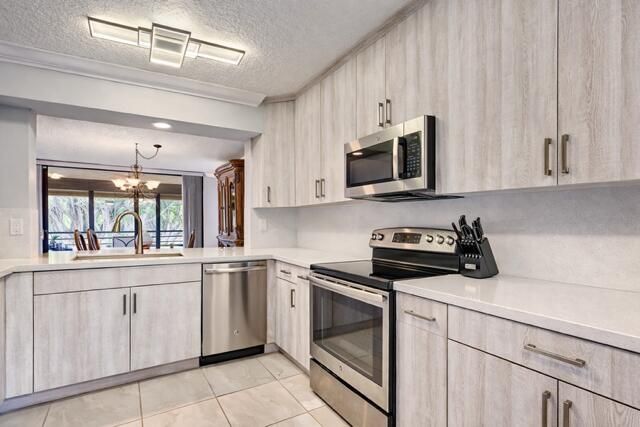 11262 Green Lake Drive 204, Boynton Beach, FL 33437