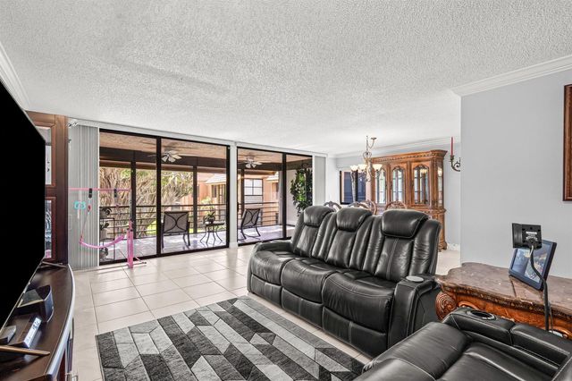 11262 Green Lake Drive 204, Boynton Beach, FL 33437