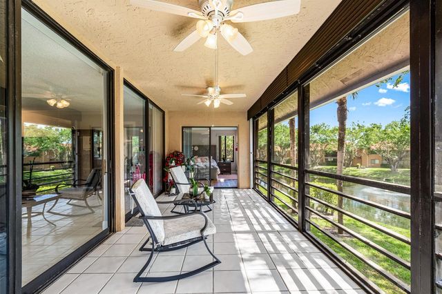 11262 Green Lake Drive 204, Boynton Beach, FL 33437