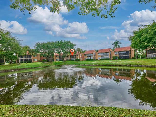 11262 Green Lake Drive 204, Boynton Beach, FL 33437