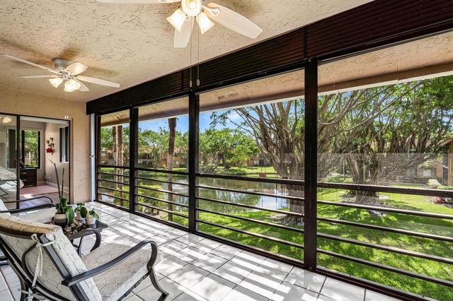 11262 Green Lake Drive 204, Boynton Beach, FL 33437