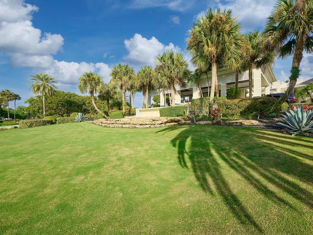 11262 Green Lake Drive 204, Boynton Beach, FL 33437