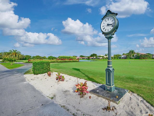 11262 Green Lake Drive 204, Boynton Beach, FL 33437