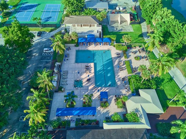 11262 Green Lake Drive 204, Boynton Beach, FL 33437