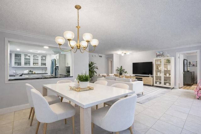 11262 Green Lake Drive 204, Boynton Beach, FL 33437