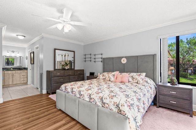 11262 Green Lake Drive 204, Boynton Beach, FL 33437