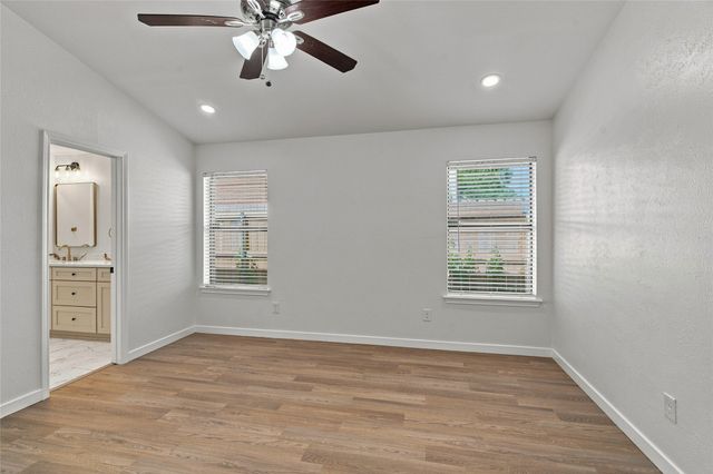 819 Lovingham Drive, Arlington, TX 76017
