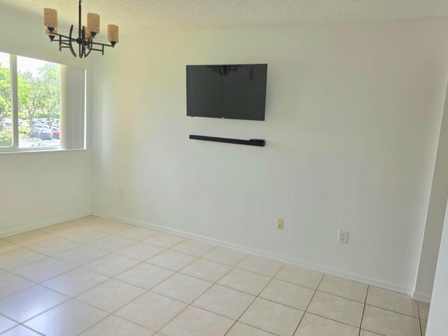 7751 Southampton Terrace 201, Tamarac, FL 33321