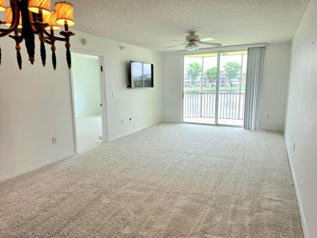 7751 Southampton Terrace 201, Tamarac, FL 33321