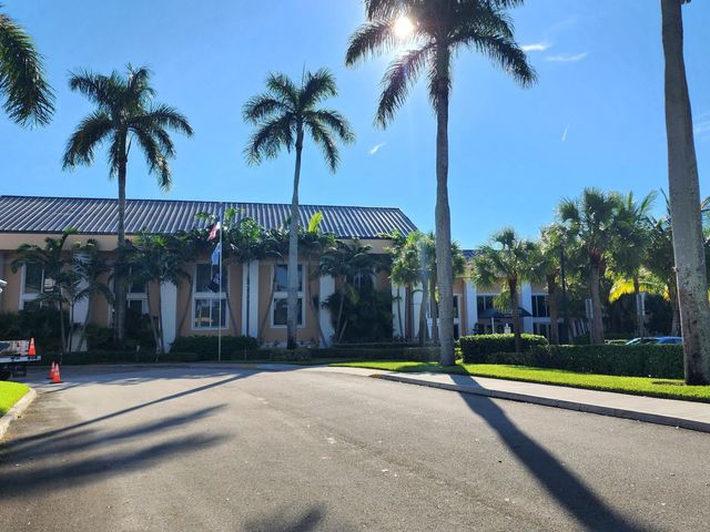 7751 Southampton Terrace 201, Tamarac, FL 33321