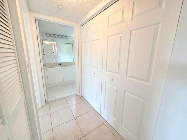 7751 Southampton Terrace 201, Tamarac, FL 33321