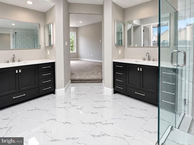 46 DOWNING LN, Voorhees, NJ 08043
