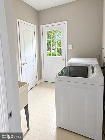 46 DOWNING LN, Voorhees, NJ 08043
