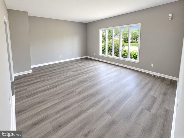 46 DOWNING LN, Voorhees, NJ 08043