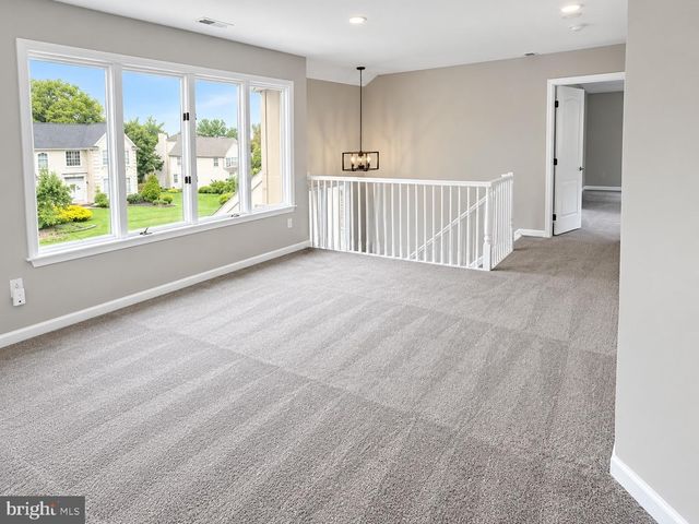 46 DOWNING LN, Voorhees, NJ 08043
