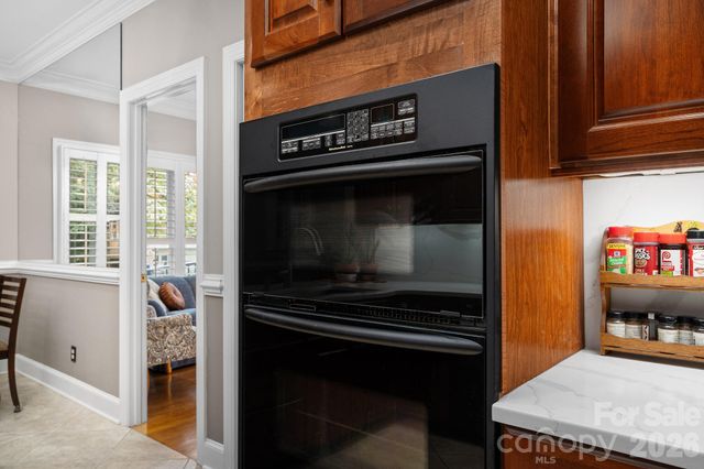 200 Bentley Oaks Lane, Charlotte, NC 28270