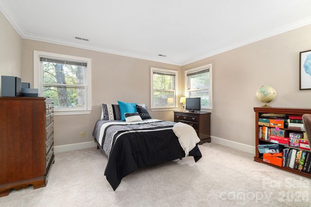 200 Bentley Oaks Lane, Charlotte, NC 28270