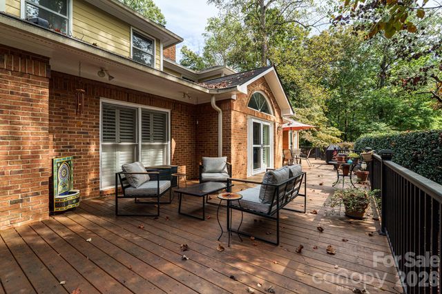 200 Bentley Oaks Lane, Charlotte, NC 28270