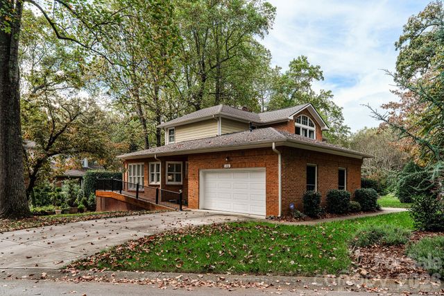 200 Bentley Oaks Lane, Charlotte, NC 28270