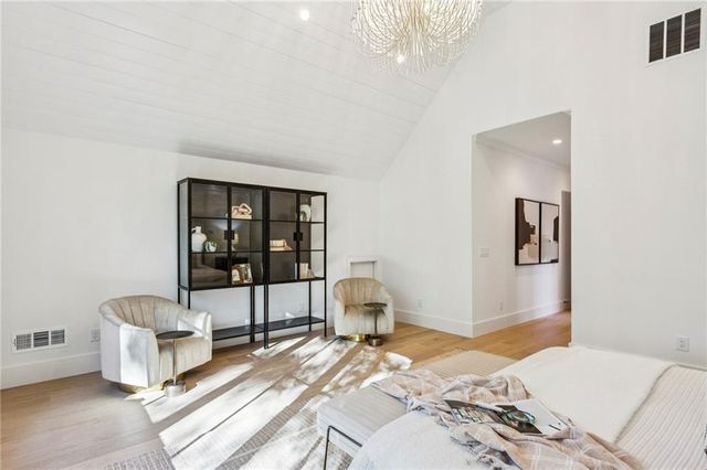 621 E Morningside NE Drive, Atlanta, GA 30324