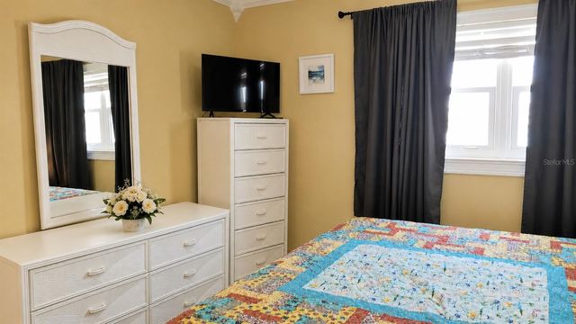 8465 W GULF BOULEVARD 52, Treasure Island, FL 33706