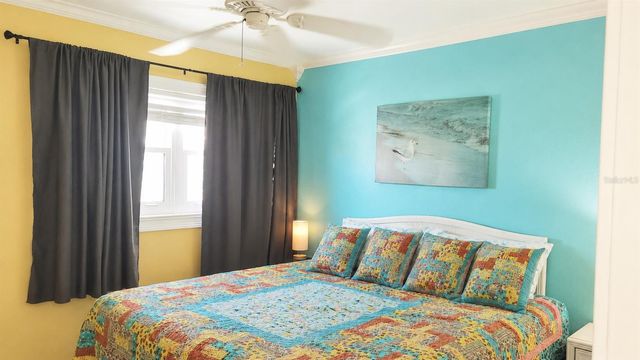 8465 W GULF BOULEVARD 52, Treasure Island, FL 33706
