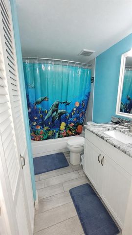 8465 W GULF BOULEVARD 52, Treasure Island, FL 33706