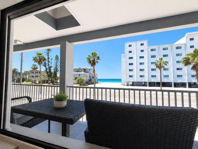 8465 W GULF BOULEVARD 52, Treasure Island, FL 33706